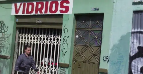 VIDRIOS AVENIDA CARACAS CON 26A VIDRIOS AVENIDA CARACAS CON 26A